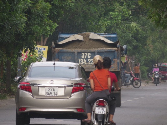 Chuyển nh&agrave; trọn g&oacute;i, cho thu&ecirc; xe chở h&agrave;ng đi Vientiane L&agrave;o
